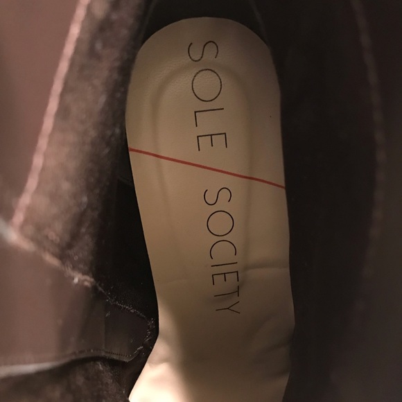 NWOT Sole Society Paislee Suede Buckle Bootie - Picture 5 of 5